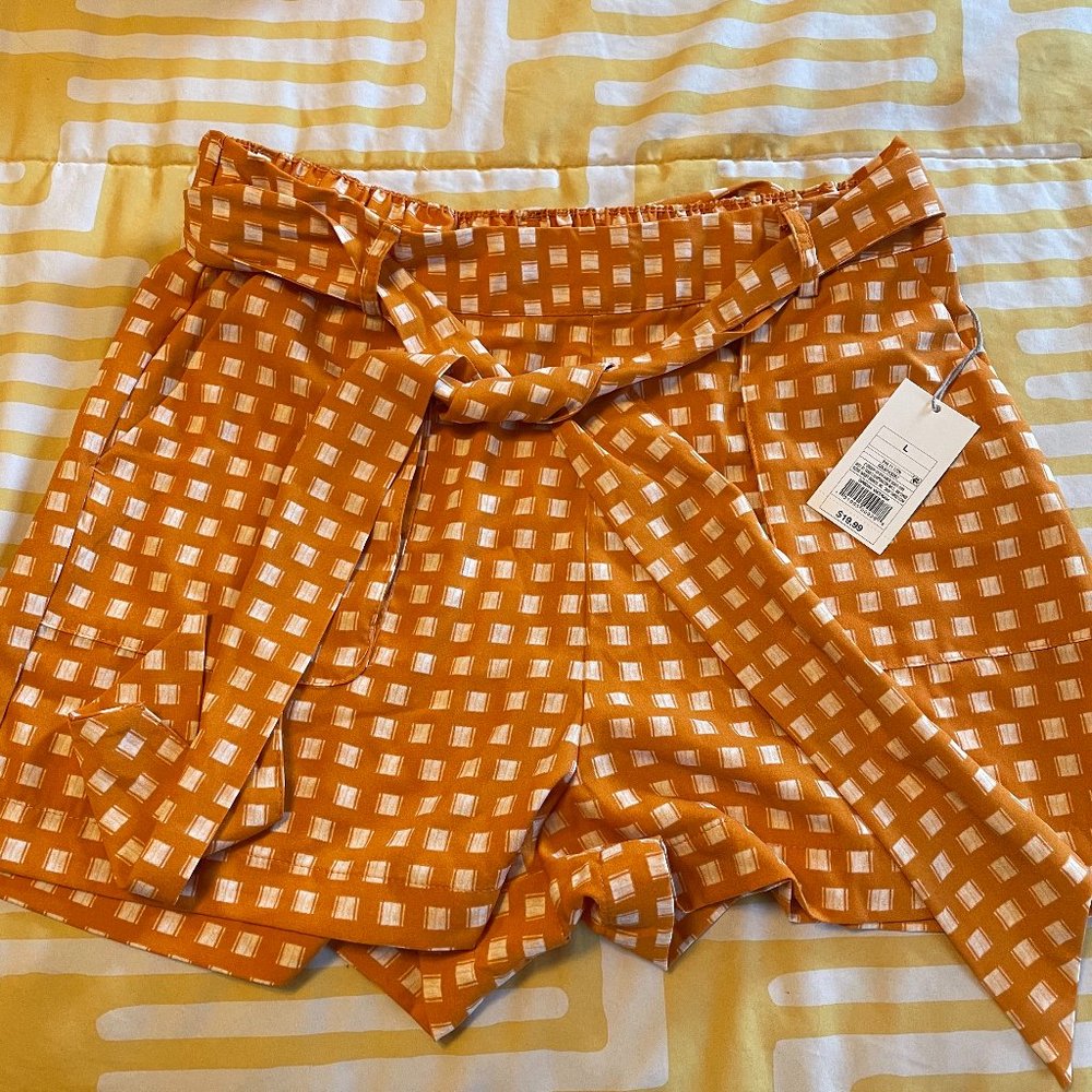 a.new.day Orange and Cream Belted Shorts— size L